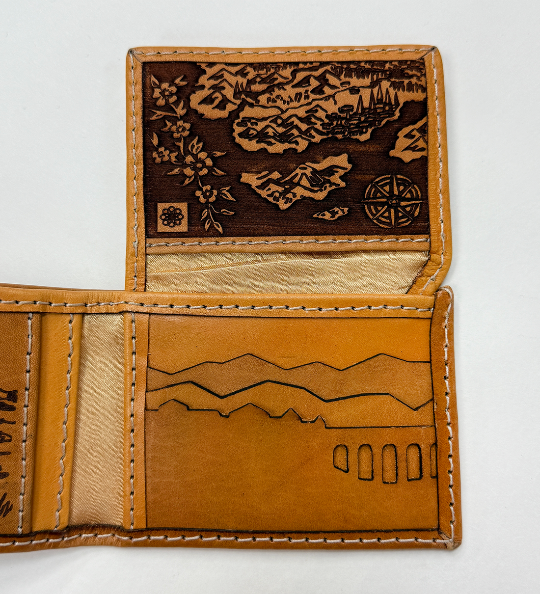 DARKREALM WALLET (OAK)